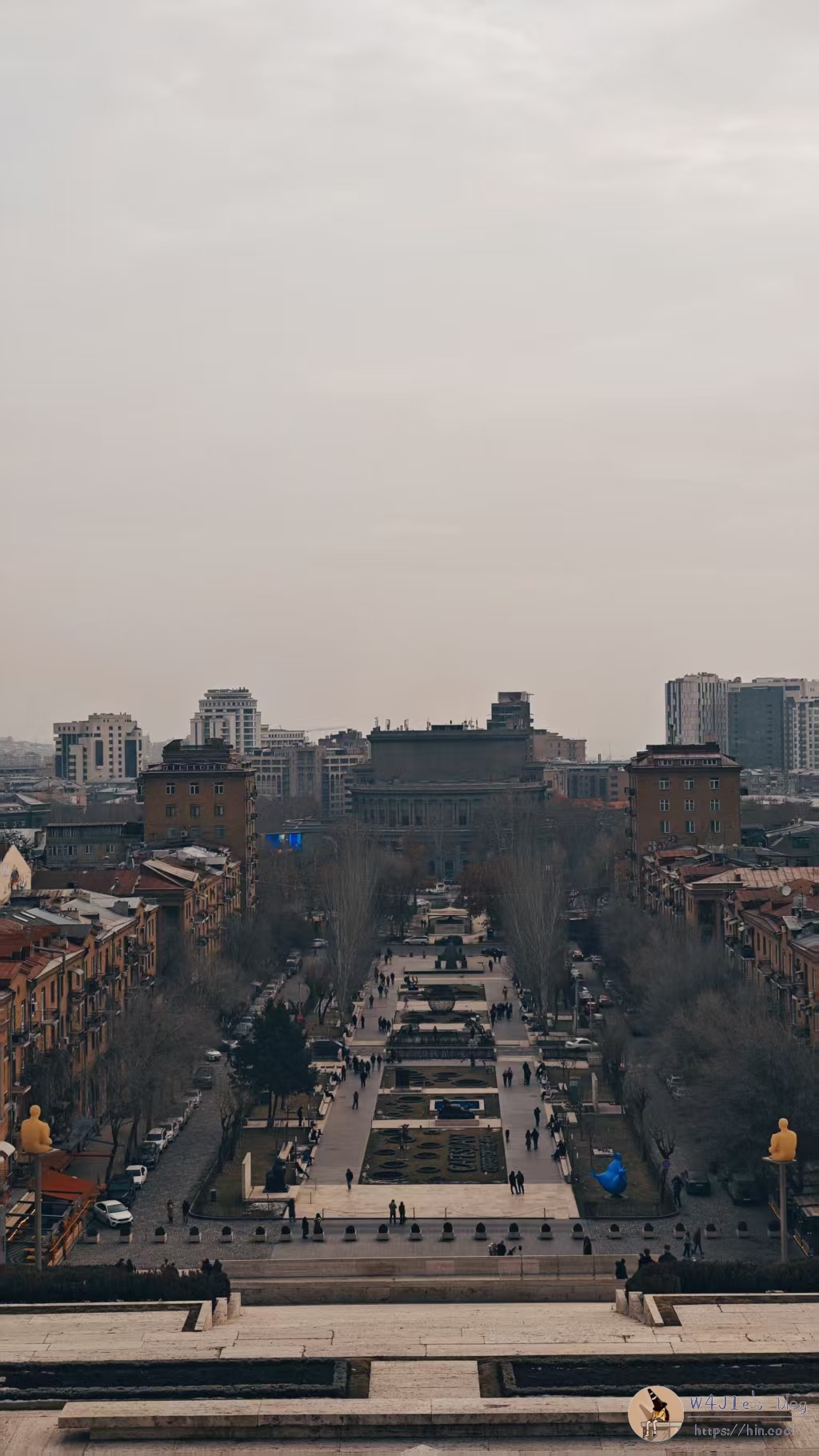 在埃里温大阶梯俯瞰